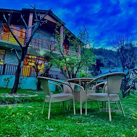 The Manu Emerald # Farmhouse # Top Selling Cottage In Manali # Peaceful Heritage Cozy Stay # Lawn With Bonfire # Most Awarded 外观 照片