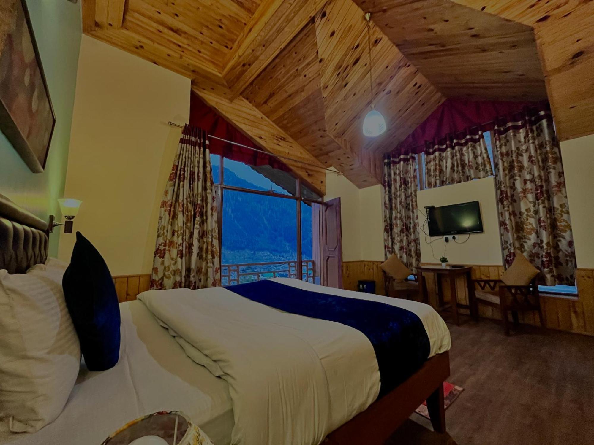 The Manu Emerald # Farmhouse # Top Selling Cottage In Manali # Peaceful Heritage Cozy Stay # Lawn With Bonfire # Most Awarded 外观 照片