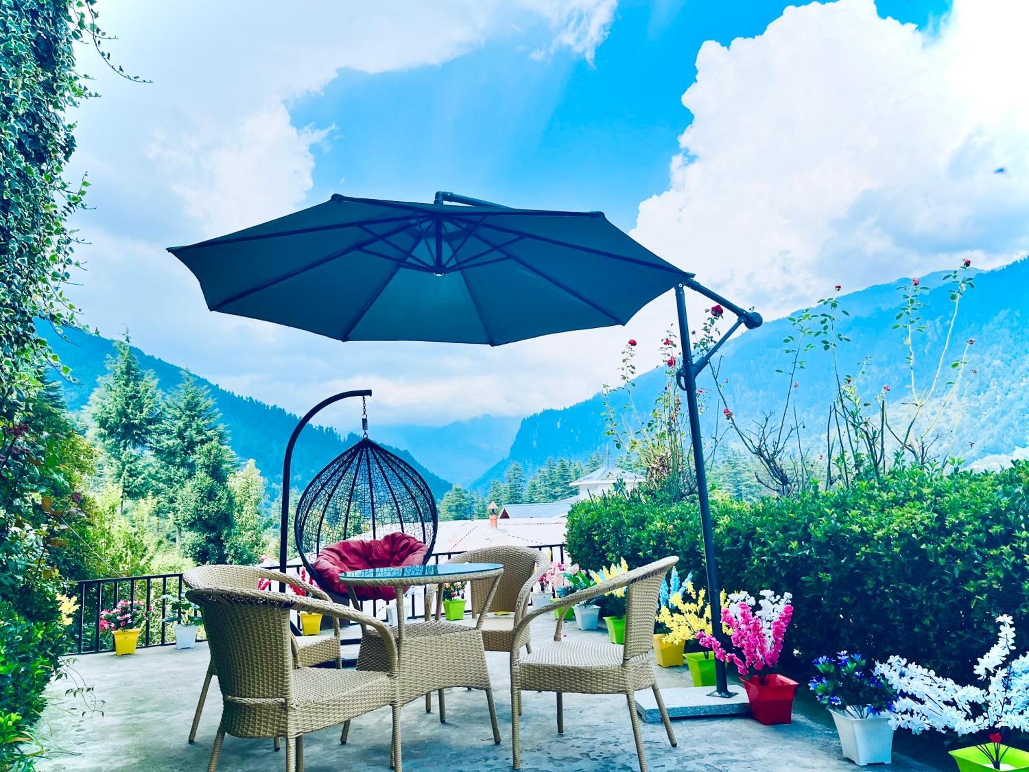 The Manu Emerald # Farmhouse # Top Selling Cottage In Manali # Peaceful Heritage Cozy Stay # Lawn With Bonfire # Most Awarded 外观 照片