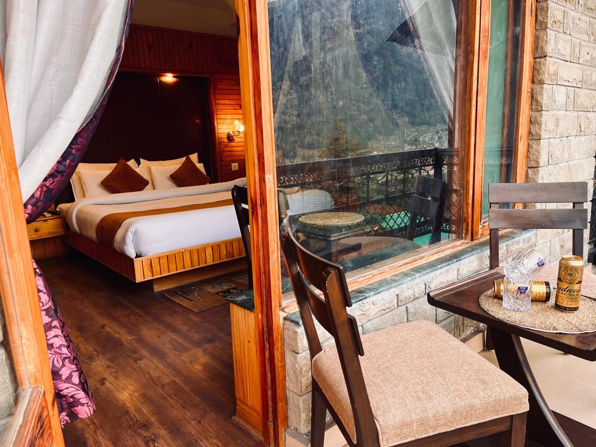 The Manu Emerald # Farmhouse # Top Selling Cottage In Manali # Peaceful Heritage Cozy Stay # Lawn With Bonfire # Most Awarded 外观 照片