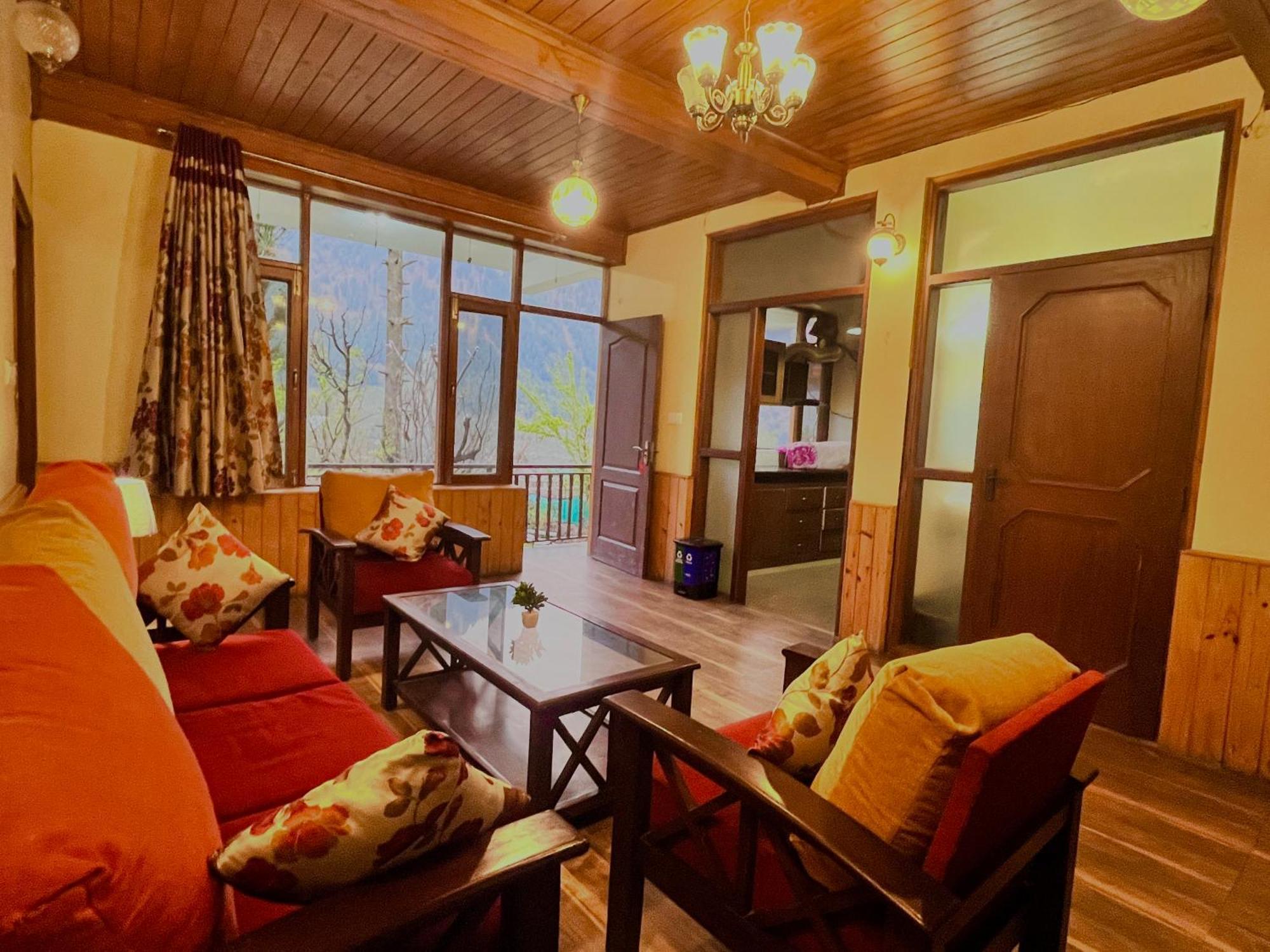 The Manu Emerald # Farmhouse # Top Selling Cottage In Manali # Peaceful Heritage Cozy Stay # Lawn With Bonfire # Most Awarded 外观 照片