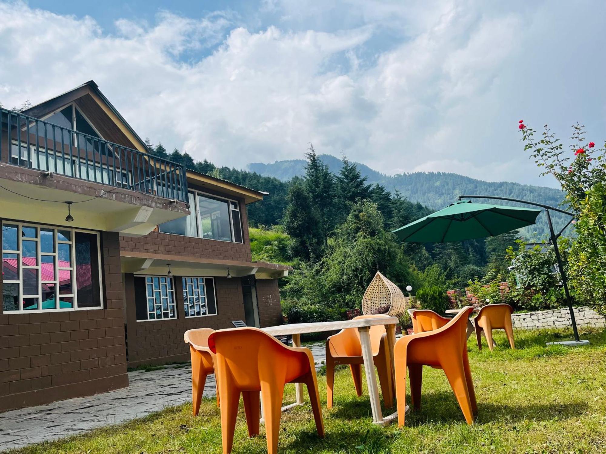 The Manu Emerald # Farmhouse # Top Selling Cottage In Manali # Peaceful Heritage Cozy Stay # Lawn With Bonfire # Most Awarded 外观 照片