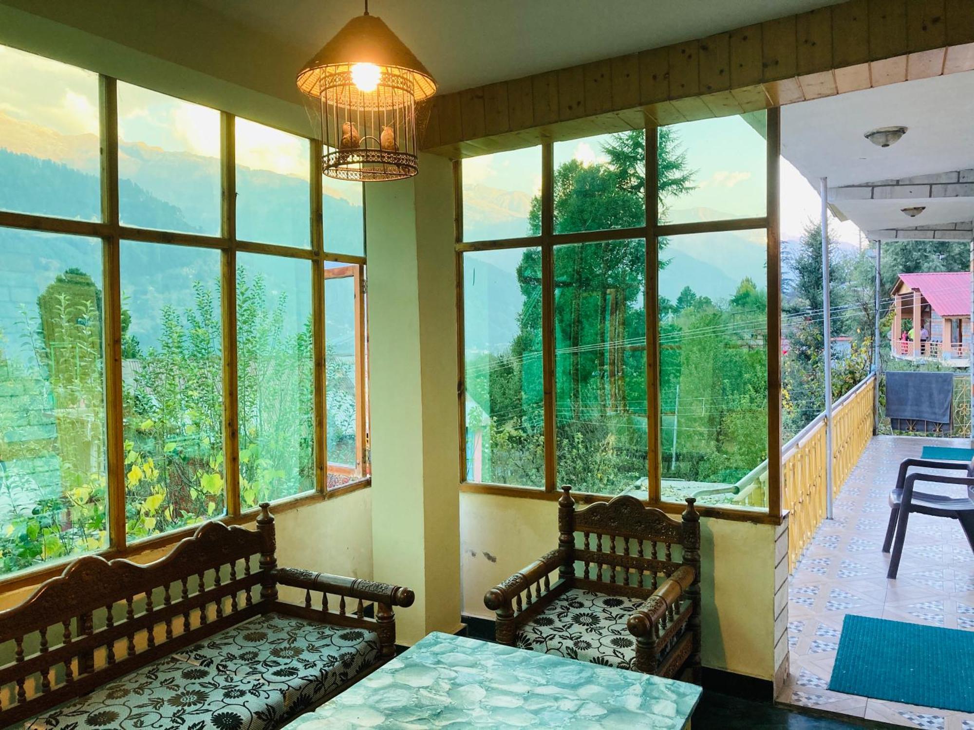 The Manu Emerald # Farmhouse # Top Selling Cottage In Manali # Peaceful Heritage Cozy Stay # Lawn With Bonfire # Most Awarded 外观 照片